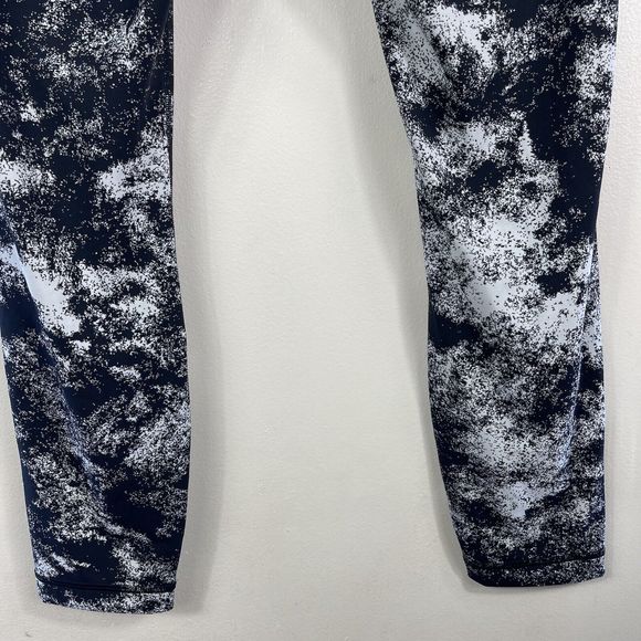 Lululemon Wunder Under Lunar New Year  Black White Leggings Women’s Size‎ 8 - Picture 10 of 13